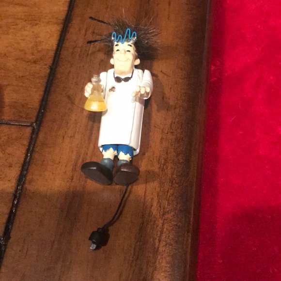 Hallmark Hugo the Handyman Ornament - Picture 3 of 3